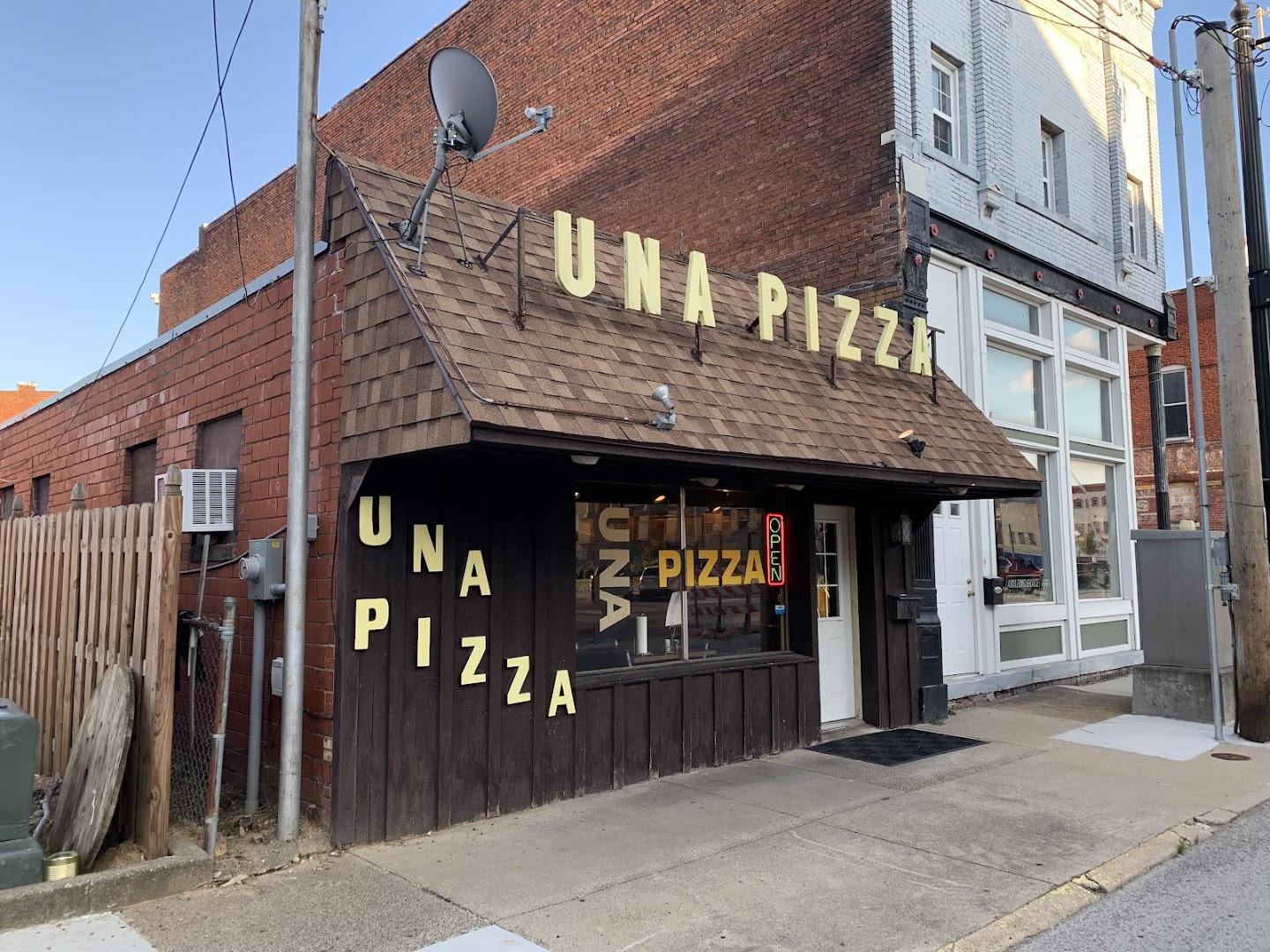 Una Pizza